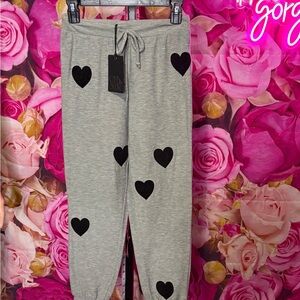 NWT Chaser Gray Heart Print  Joggers